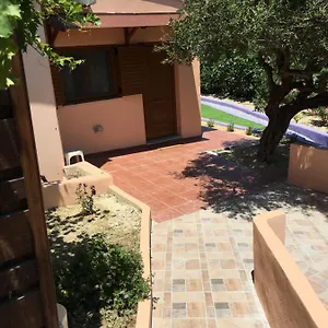 https://airport-and-beach-apartment.rethymnohotels.net